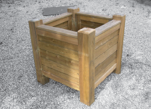 Jardinière carrée Ossature en pin 100x100x80