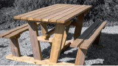 Table pique nique Confort accès aux sièges sans enjamber les traverses